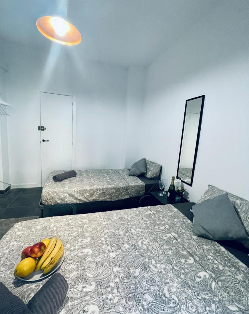 Bed and Breakfast Sepulveda R1 Барселона Экстерьер фото